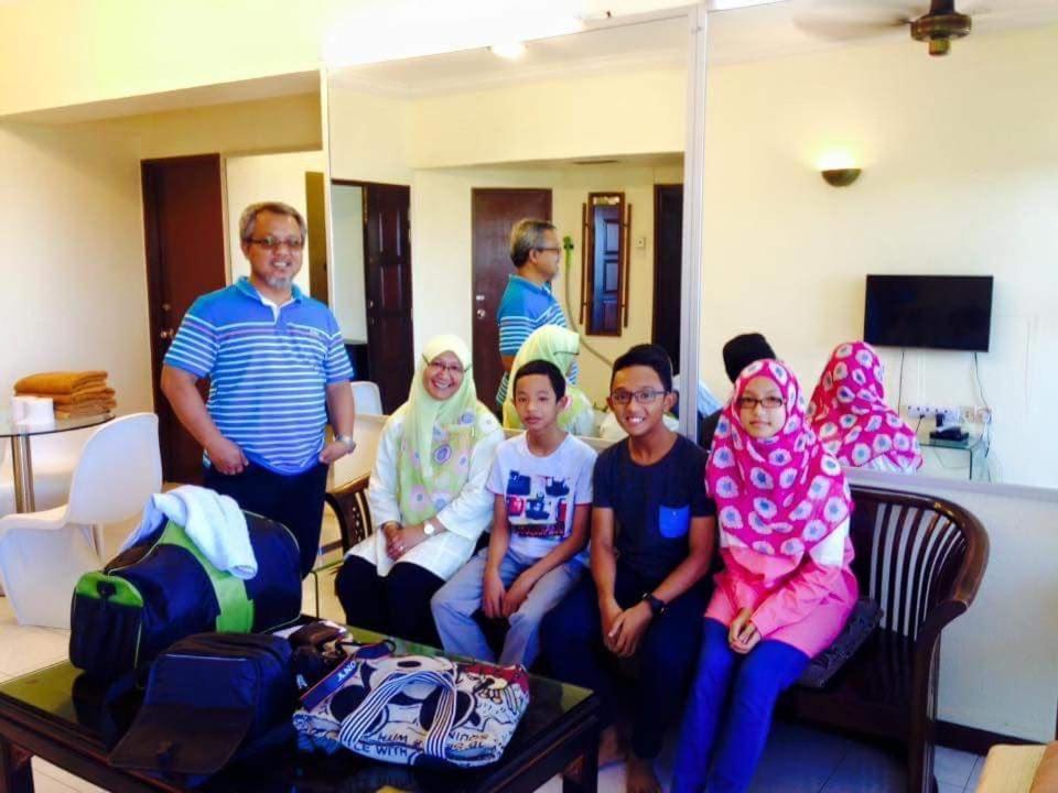 Airbnb @ Batu Ferringhi Beach Esterno foto
