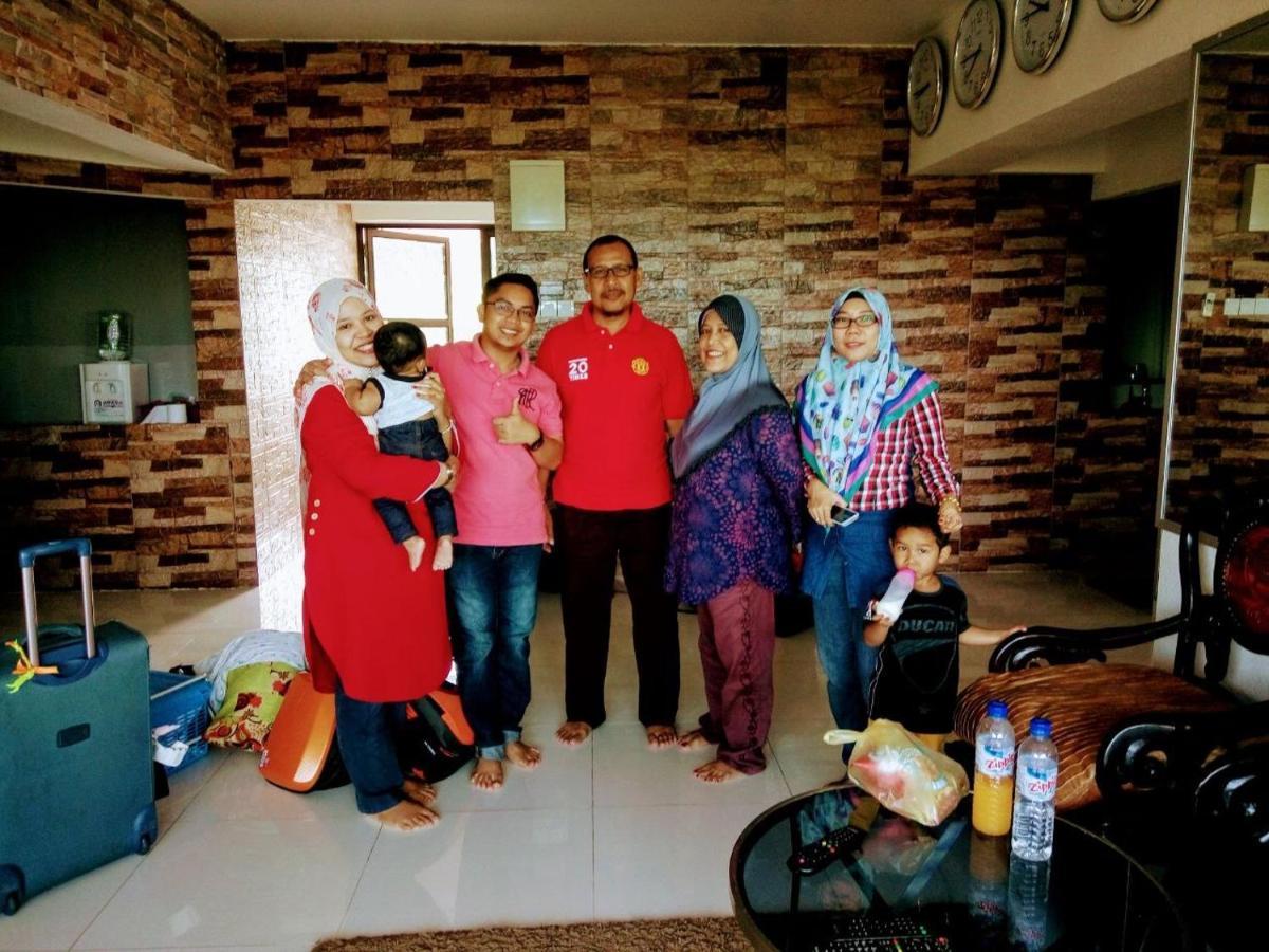 Airbnb @ Batu Ferringhi Beach Esterno foto