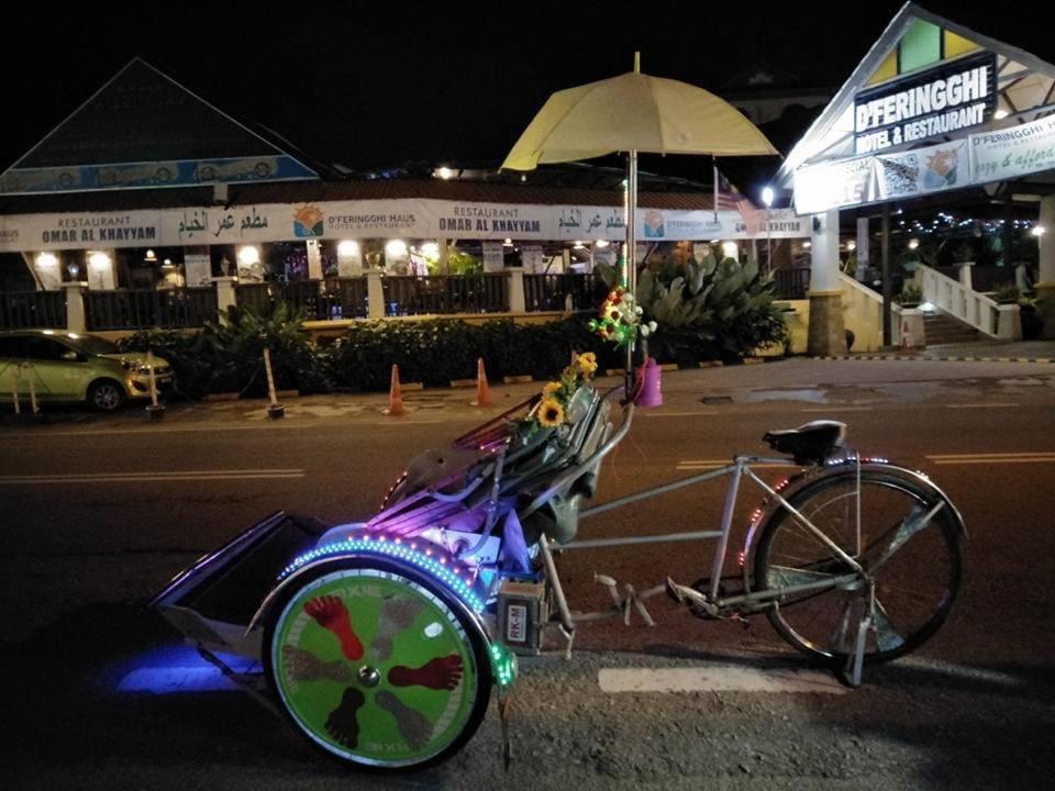 Airbnb @ Batu Ferringhi Beach Esterno foto