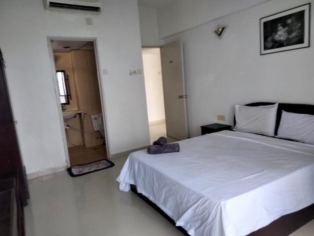 Airbnb @ Batu Ferringhi Beach Esterno foto